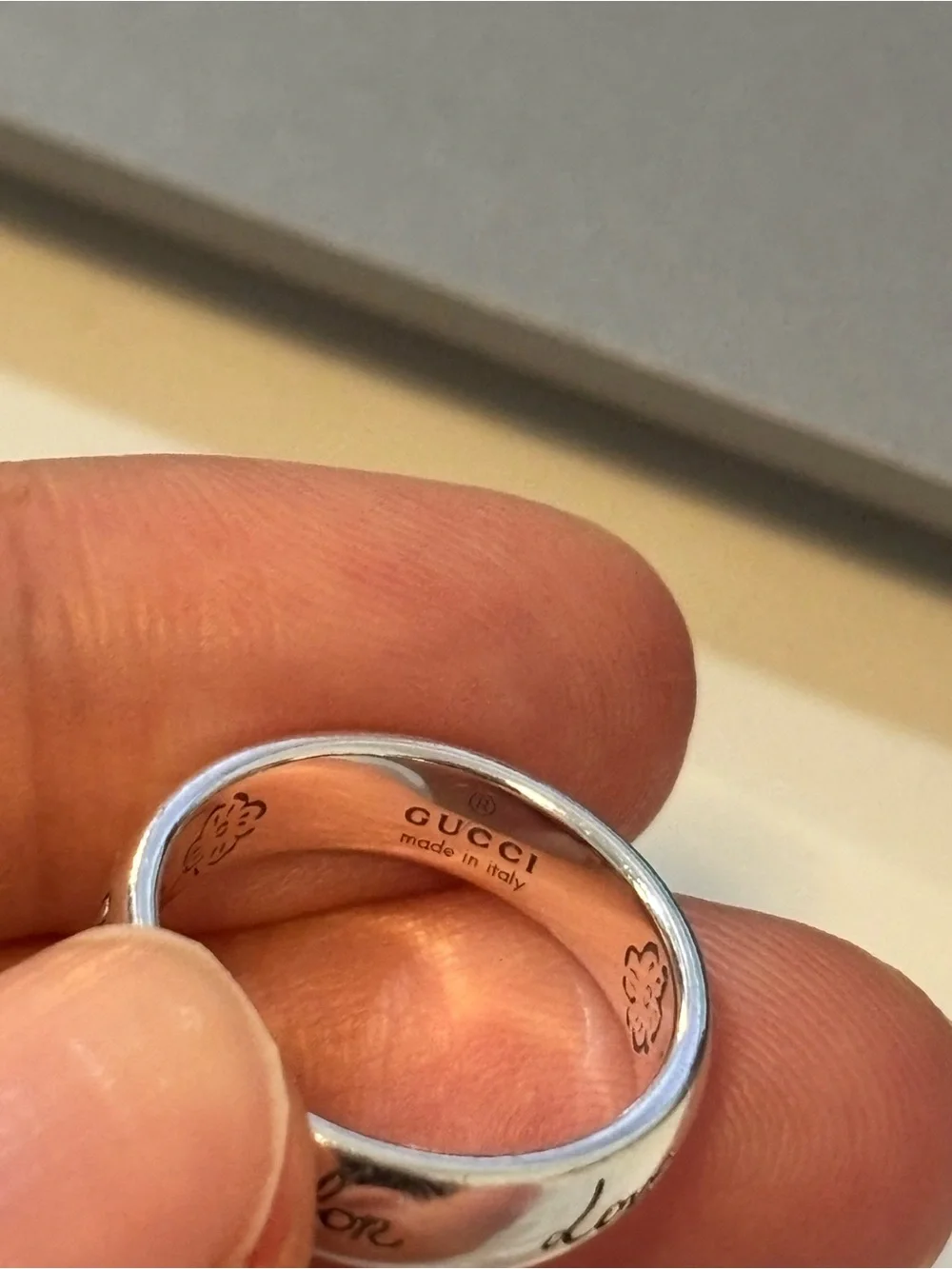 Gucci Silver 'Blind for Love' Ring IT11 US5.5-6
